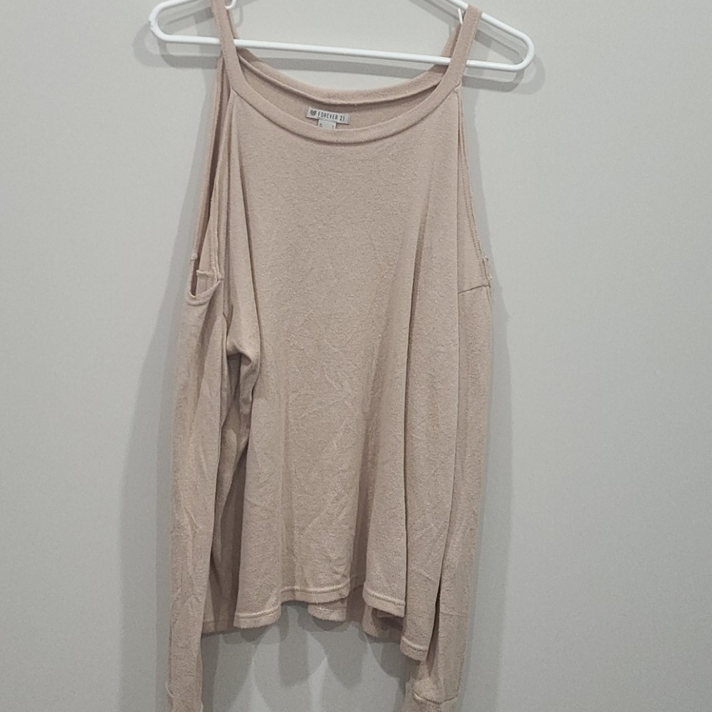 Forever 21 cut out shoulder sweatshirt
